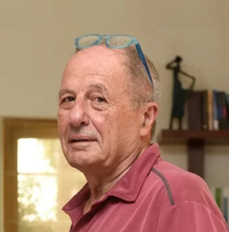 מיכה פופר